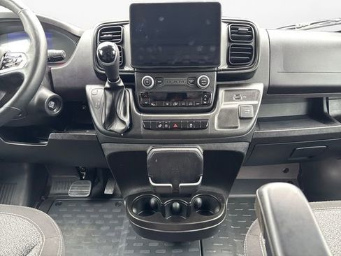 Used 2024 RAM ProMaster 3500 w/ Premium Convenience Group image 11