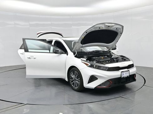 Used 2023 Kia Forte GT-Line w/ GT-Line Premium Package FWD image 27