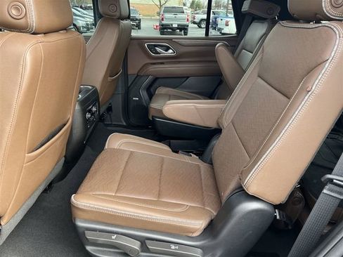 Used 2023 Chevrolet Tahoe High Country AWD/4WD image 26