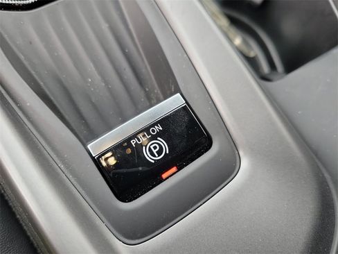 Used 2025 Dodge Charger R/T Scat Pack w/ Track Pack image 33