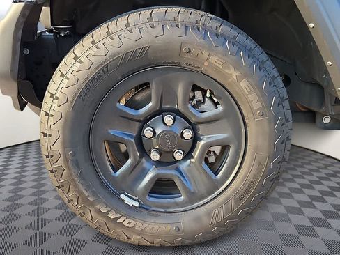 Used 2024 Jeep Wrangler Unlimited Sport AWD/4WD image 8