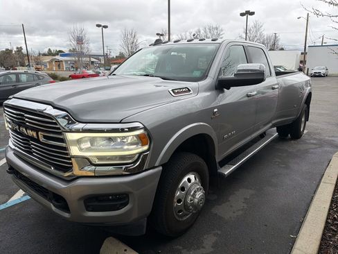 Used 2020 RAM 3500 Laramie image 2