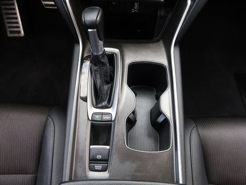 Used 2019 Honda Accord Sport image 20