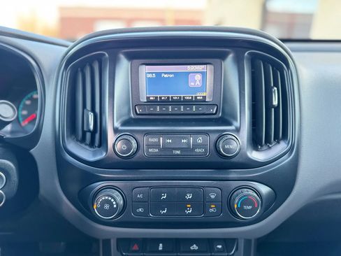 Used 2015 Chevrolet Colorado W/T w/ WT Convenience Package image 32