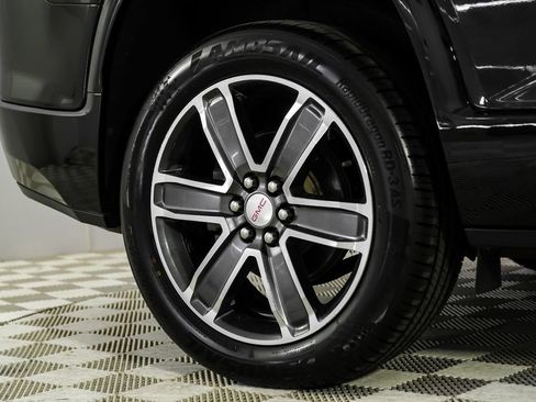 Used 2019 GMC Acadia Denali AWD/4WD image 56