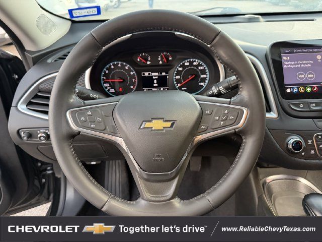 Used 2022 Chevrolet Malibu LT w/ Midnight Edition FWD image 13
