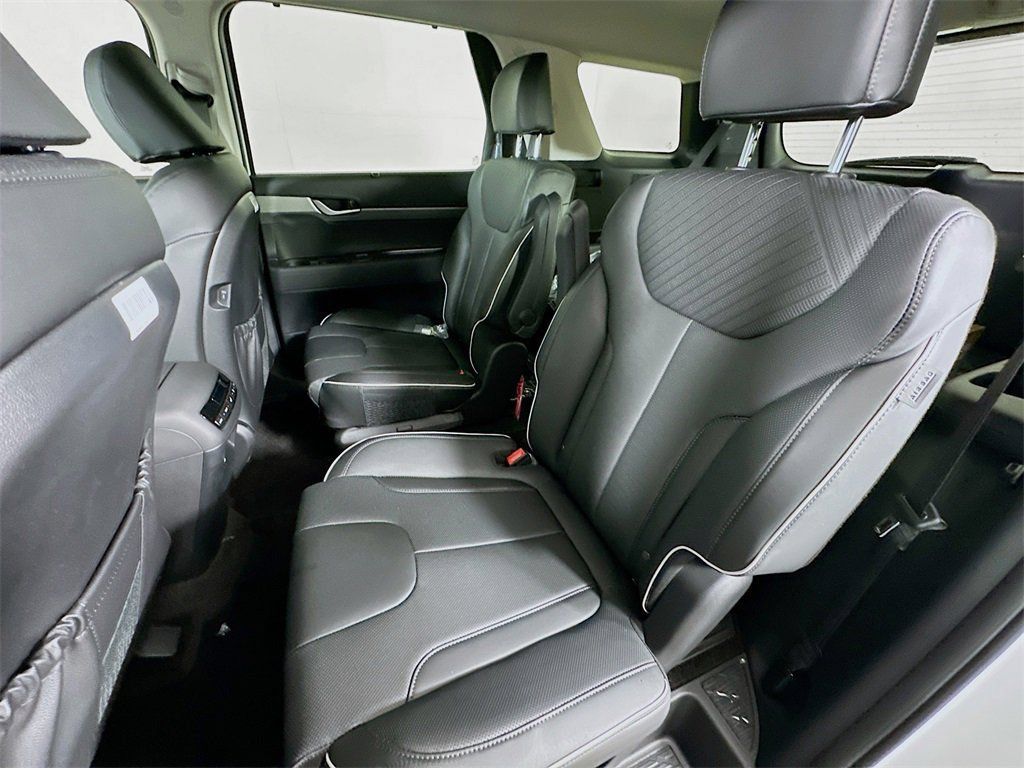 Used 2025 Hyundai Palisade XRT AWD/4WD image 14