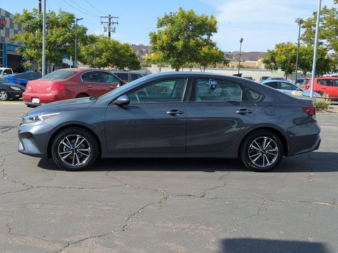 Used 2022 Kia Forte LXS image 9