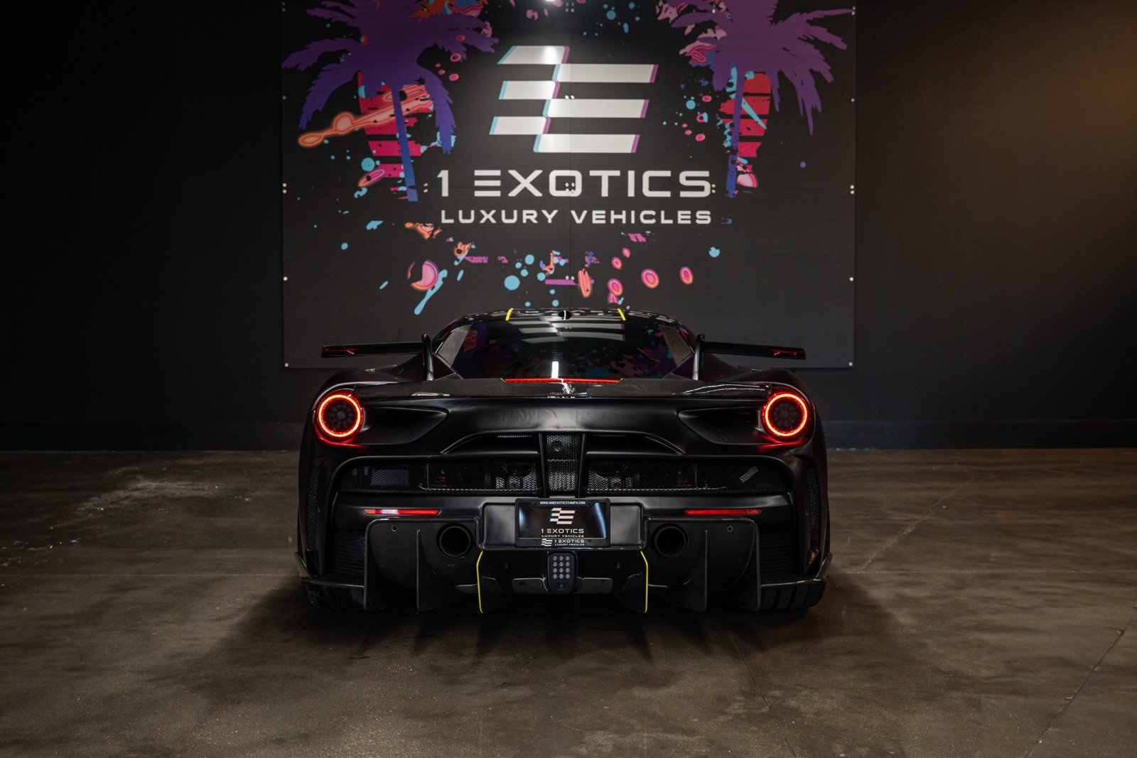 Used 2016 Ferrari 488 GTB RWD image 6