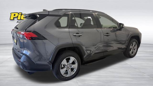 Used 2025 Toyota RAV4 XLE w/ Convenience Package AWD/4WD image 7
