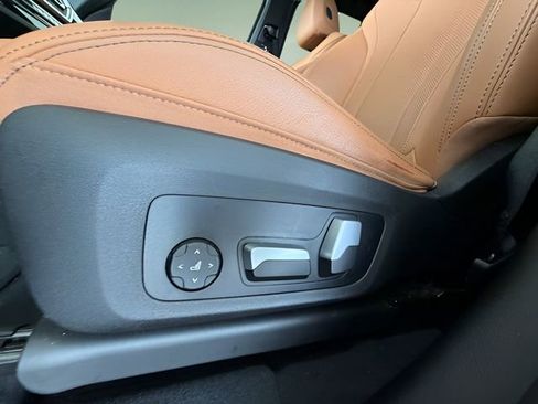 Used 2022 BMW X3 sDrive30i w/ Premium Package 2 image 30