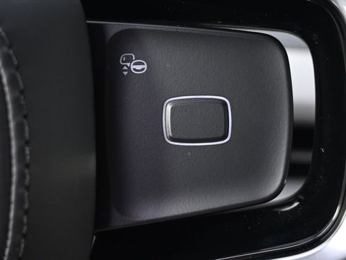 New 2026 Lincoln Navigator Reserve AWD/4WD image 32