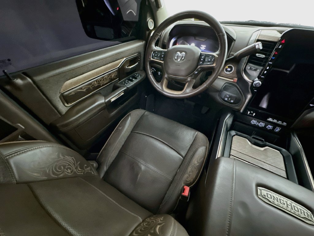 Used 2026 RAM 3500 Longhorn AWD/4WD image 9