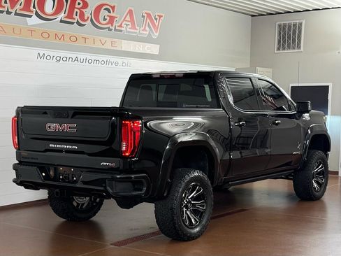 Used 2024 GMC Sierra 1500 AT4 w/ Technology Package image 3