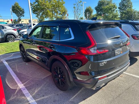 Used 2025 Honda CR-V Sport Touring image 5