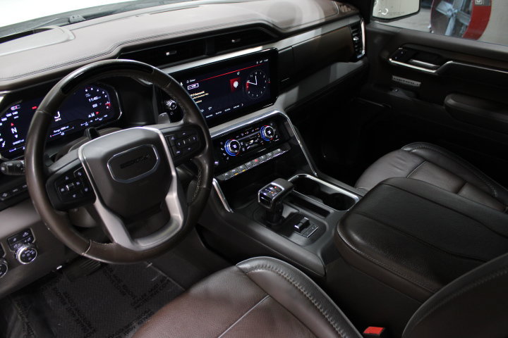Used 2024 GMC Sierra 1500 Denali w/ Technology Package AWD/4WD image 46
