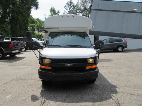 Used 2006 Chevrolet Express 3500 w/ School Bus Package RWD image 8
