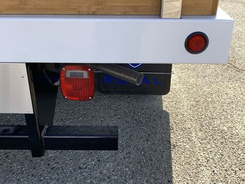 New 2025 Ford F350 XL w/ XL Chrome Package RWD image 32