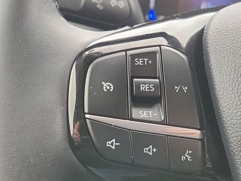 Certified 2024 Ford Escape Active AWD/4WD image 9