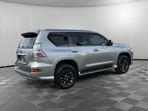 Used 2022 Lexus GX 460 Premium w/ Premium Package image 5