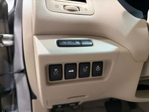Used 2014 Nissan Altima 2.5 SL w/ Technology Package FWD image 15