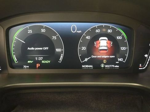 Used 2026 Honda CR-V TrailSport image 9