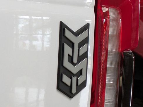 New 2026 Ford F250 Lariat w/ Black Appearance Package image 16