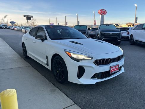 Used 2022 Kia Stinger GT-Line w/ Sun & Sound Package image 3