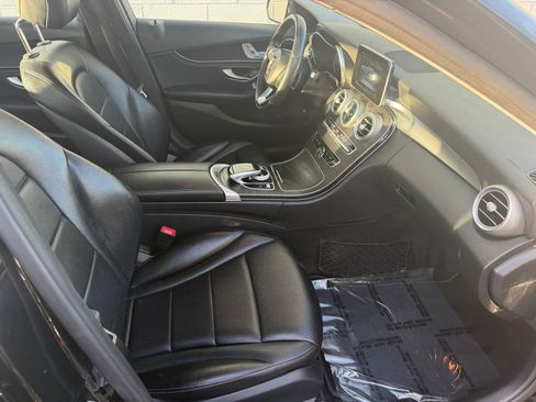 Used 2016 Mercedes-Benz C 300 Sedan image 16
