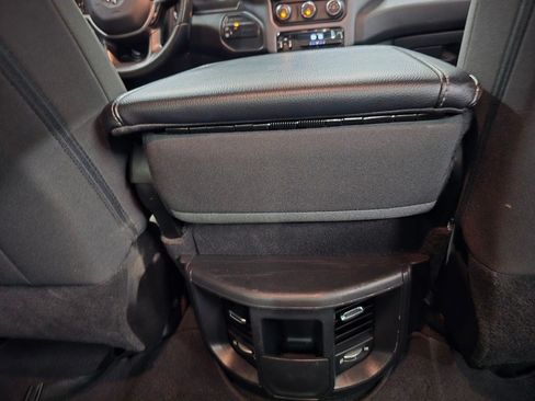 Certified 2022 RAM 2500 Big Horn AWD/4WD image 38