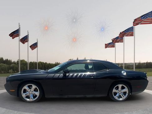 Used 2012 Dodge Challenger R/T Plus RWD image 4