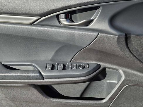 Used 2020 Honda Civic Sport image 22