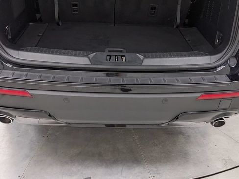 Certified 2023 Ford Explorer ST-Line AWD/4WD image 6