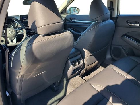New 2025 Nissan Altima 2.5 SL image 13