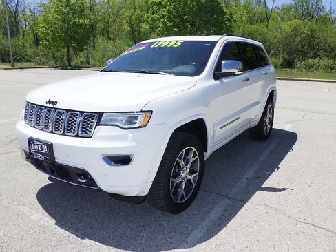 Used 2019 Jeep Grand Cherokee Overland AWD/4WD image 1