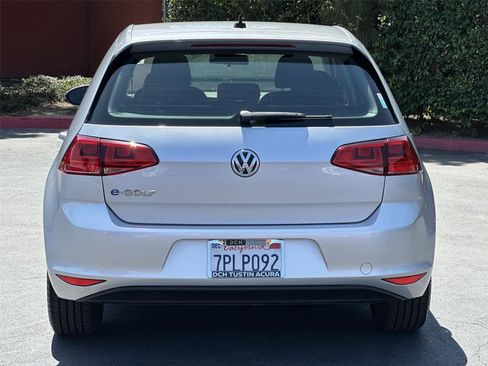 Used 2016 Volkswagen e-Golf SE FWD image 6