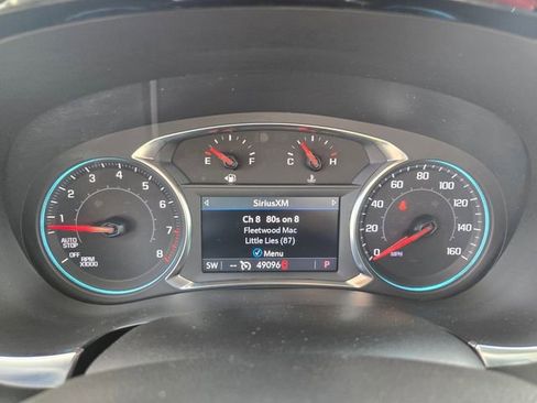 Used 2023 Chevrolet Traverse LT FWD image 30