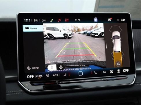 New 2026 Volkswagen Tiguan SE R-Line image 14