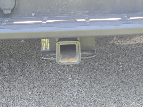 Used 2022 Nissan Frontier Pro-X image 6