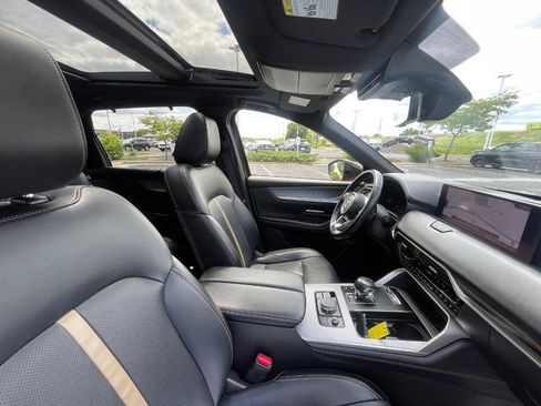 Used 2025 MAZDA CX-70 3.3 Turbo w/ Premium Plus Pkg AWD/4WD image 33
