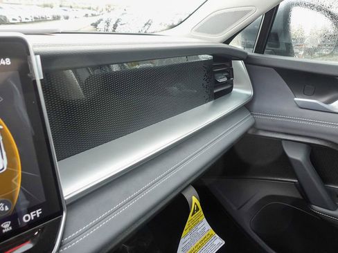 New 2026 Volkswagen Tiguan SE image 21