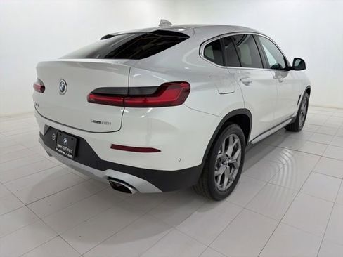 Certified 2023 BMW X4 xDrive30i w/ Premium Package AWD/4WD image 5