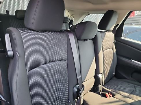 Used 2020 Dodge Journey SE FWD image 35