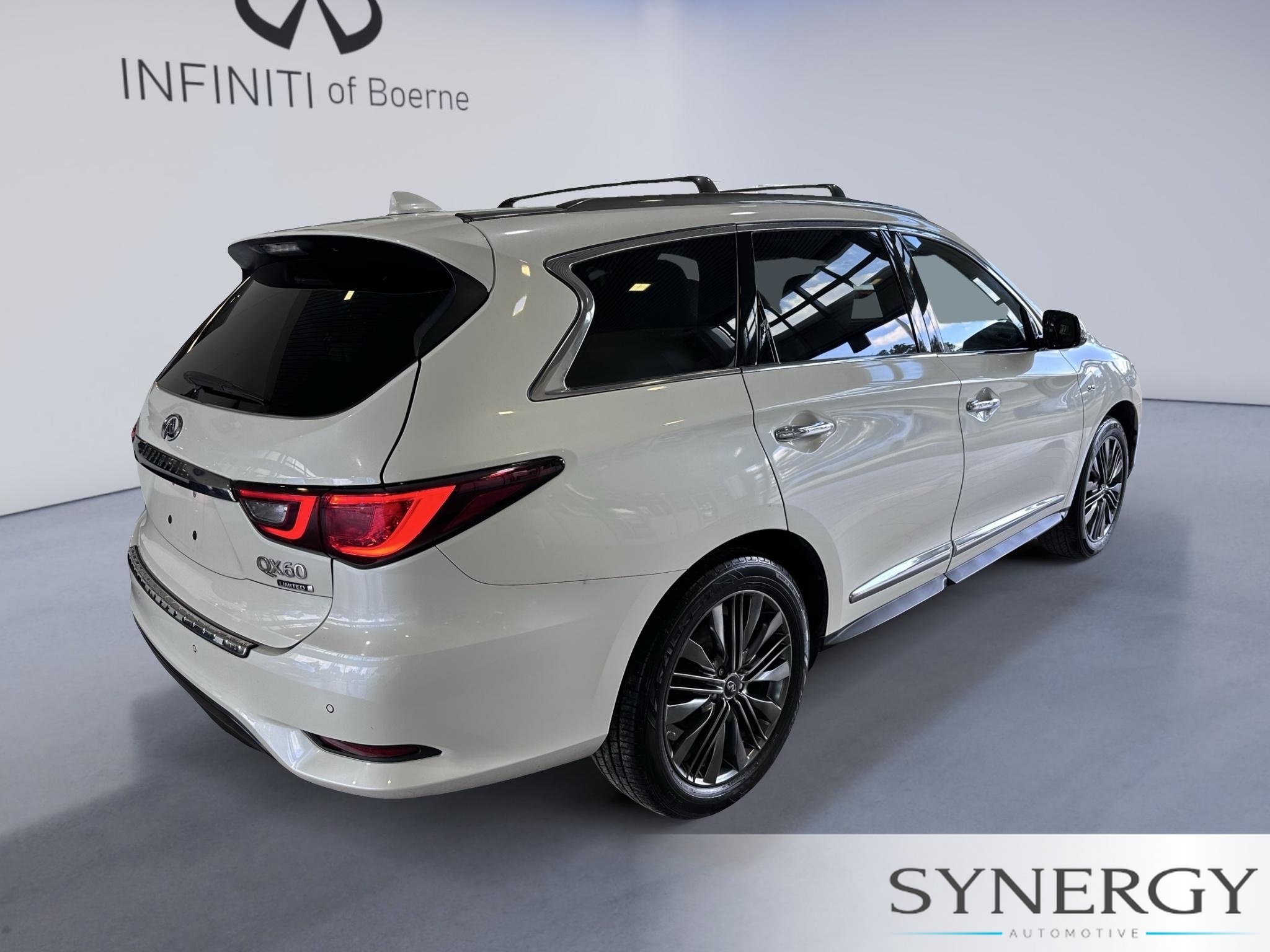 Used 2019 INFINITI QX60 Luxe w/ Limited Package FWD image 6