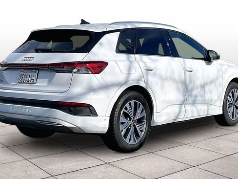 Used 2023 Audi Q4 e-tron Premium Plus image 16