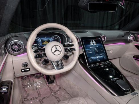Certified 2023 Mercedes-Benz SL 55 AMG 4MATIC image 17