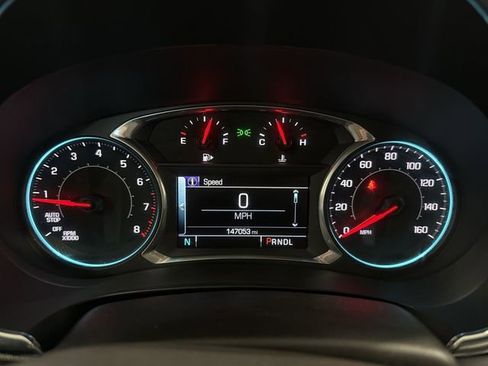 Used 2017 Chevrolet Malibu LT FWD image 12