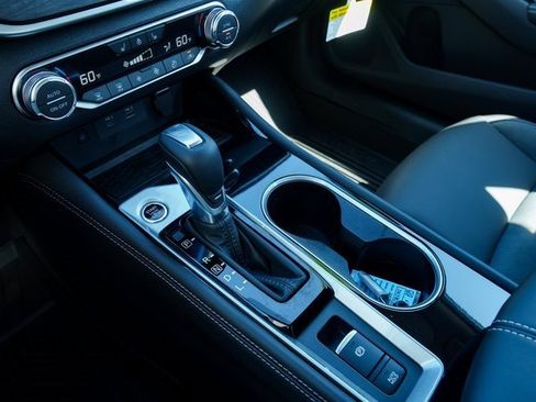 New 2025 Nissan Altima 2.5 SL image 16