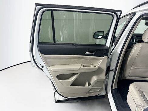 Used 2023 Volkswagen Atlas SE image 27