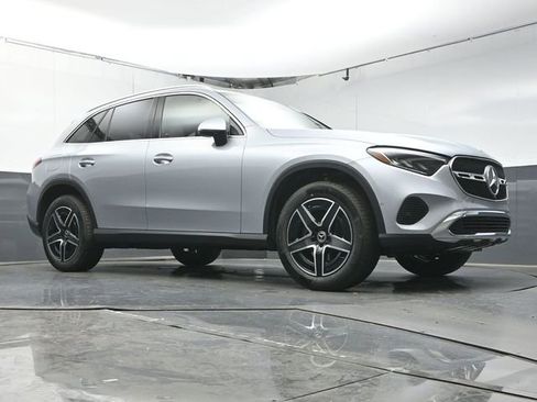 New 2026 Mercedes-Benz GLC 300 image 41